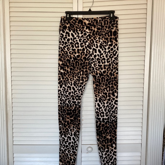 Leopard leggings size L (11-13) - Picture 1 of 3